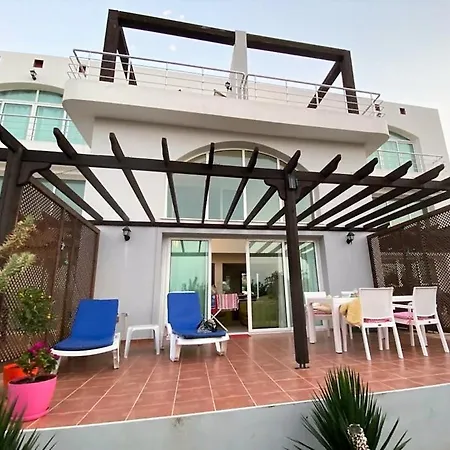 B7 - Ground Floor Apt 2, Sunflower Garden Apartment, Crystal Bay Marina Apartment *
